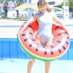 【写真特集 18枚】バーレスク東京・みのり、競泳水着で魅せる『むちむちボディ』に熱視線!<近代麻雀水着祭2022>