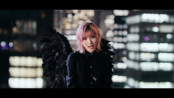 AKB48・岡田奈々、落ちサビを完全生歌で届けるソロ曲MVが公開
