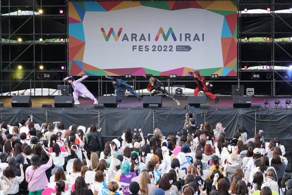 【写真特集 10枚】OWVが初の野外フェス出演！「Warai Mirai Fes 2022」で会場を盛り上げる！！