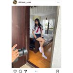 篠見星奈「これが、こうです」、セーラー服着たフェチショットを比較公開
