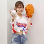 CanCamモデルほのか、初の始球式で美腹筋チラリ美しいフォームで投球