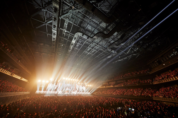 東方神起、約2年半ぶりに来日オフライン公演開催！圧巻のパフォーマンスに歓喜の声ぞくぞく