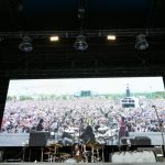 【ライブレポート】ヤバイTシャツ屋さん、フェス感たっぷりのうるさくて速い音で夏先取り！＜JAPAN JAM 2022＞