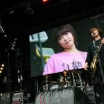 【ライブレポート】ヤバイTシャツ屋さん、フェス感たっぷりのうるさくて速い音で夏先取り！＜JAPAN JAM 2022＞