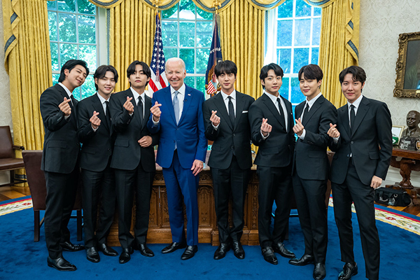 BTS、ホワイトハウスへ表敬訪問!バイデン米大統領と歓談