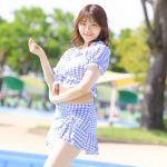 【写真特集 13枚】イロハサクラ・優希、爽やかギンガムチェックの水着姿で視線釘付け！＜近代麻雀水着祭2022＞