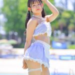 【写真特集 17枚】赤ちょこ・東條明日華、ガーリーなメイド風コスチュームで美尻披露！＜近代麻雀水着祭2022＞