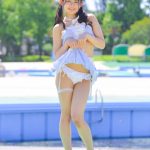 【写真特集 17枚】赤ちょこ・東條明日華、ガーリーなメイド風コスチュームで美尻披露！＜近代麻雀水着祭2022＞
