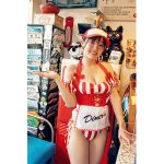 花咲ひより、アメリカンダイナー店員に扮したアザーカット公開！ファン待望の追加イベントも決定