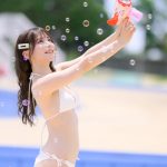 【写真特集 26枚】コスプレイヤー・紗愛、シャボン玉に包まれた幻想的な透明ボディをお届け！＜近代麻雀水着祭2022＞
