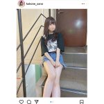 Peel the Apple・佐野心音、ミニ丈デニムから美脚披露！