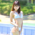 【写真特集 15枚】高坂琴水（キプリスモルホォ）、脚線美がまぶしい美プロポーション披露！＜近代麻雀水着祭2022＞