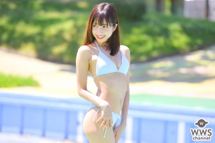 【写真特集 15枚】高坂琴水（キプリスモルホォ）、脚線美がまぶしい美プロポーション披露！＜近代麻雀水着祭2022＞