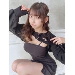 #2i2・十味、ボディライン＆太ももあらわな攻めコーデにファン歓喜