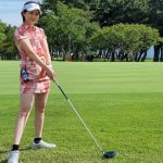 【写真特集】若林ありか、クールなアロハ柄のタイトミニワンピースでベストオブミス・チャリティーゴルフに参戦！ 「美容の仕事を通じて子育て世代の女性が更に輝けるように」
