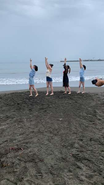 GIRLY MOON PROJECT、江の島にて新曲のMV撮影！ 真夏を駆け抜ける夏ソングに期待高まる