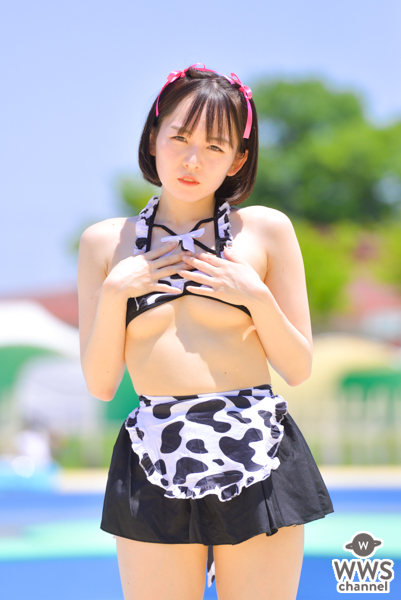 【写真特集 12枚】春さりな（ワンスアチャンス）、下乳こぼれる牛柄ビキニにモーレツ熱視線！！＜近代麻雀水着祭2022＞