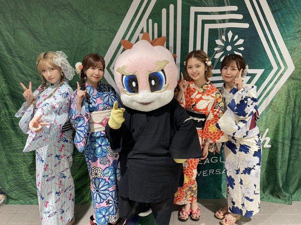 SKE48・青木詩織、爽やか浴衣姿で夏満喫！