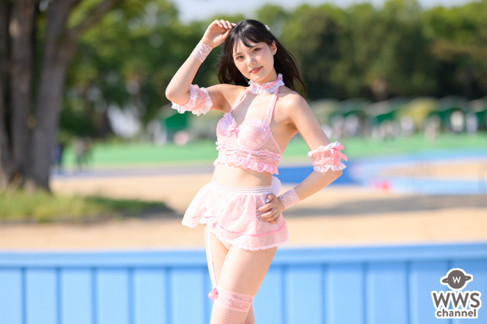 【写真特集 7枚】後藤ひなの（dela）、ガーリーなピンクビキニで魅せるセクシーな脚線美に注目！＜近代麻雀水着祭2022＞