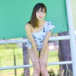 【写真特集 10枚】高坂琴水（キプリスモルホォ）、爽やかなワンショルダービキニで透明肌披露！＜近代麻雀水着祭2022＞