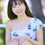 【写真特集 10枚】高坂琴水（キプリスモルホォ）、爽やかなワンショルダービキニで透明肌披露！＜近代麻雀水着祭2022＞