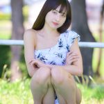 【写真特集 10枚】高坂琴水（キプリスモルホォ）、爽やかなワンショルダービキニで透明肌披露！＜近代麻雀水着祭2022＞