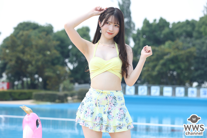 【写真特集 7枚】松尾美侑（it's sunny）、レモン色のビキニ姿で透明美ボディ披露！＜近代麻雀水着祭2022＞