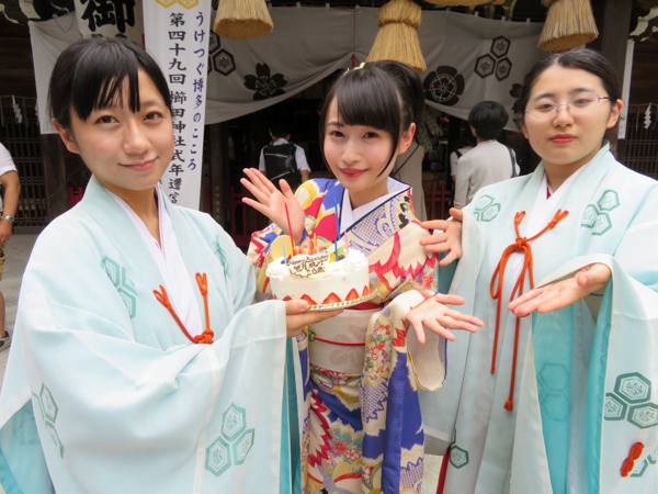 望月琉叶、博多山笠前夜祭で九州初歌唱！15日は26歳のバースデー