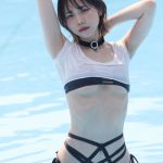 【写真特集 7枚】OLモデル・仁藤りさ、体に張り付いた濡れシャツがフェチすぎる！＜近代麻雀水着祭2022＞