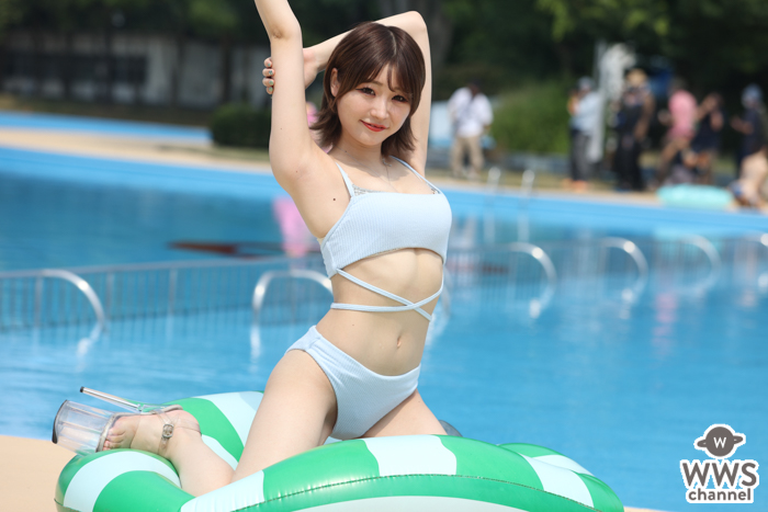 【写真特集 10枚】ぱんな（バーレスク東京）、脇見せポーズでヘルシーボディ全開！＜近代麻雀水着祭2022＞