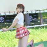 【写真特集 10枚】達家真姫宝（煌めき☆アンフォレント）、赤チェックの制服コスチュームで美谷間チラリ！＜近代麻雀水着祭2022＞