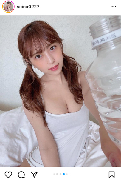 竹内星菜、水を飲みこぼすセクシーなサービスショットで悩殺！