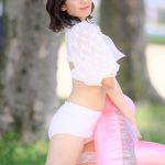 【写真特集 11枚】渡辺陽菜（Layn）、清楚水着で魅せるキュートな笑顔と透明肌で釘付け！＜近代麻雀水着祭2022＞