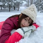 美しすぎるラウンドガールで話題の雪平莉左、1st写真集が2度目の重版決定！「是非とろけて下さい！！」