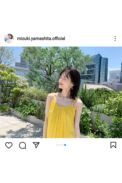 乃木坂46・山下美月、色白美デコルテ全開の夏らしいキャミ姿を公開！