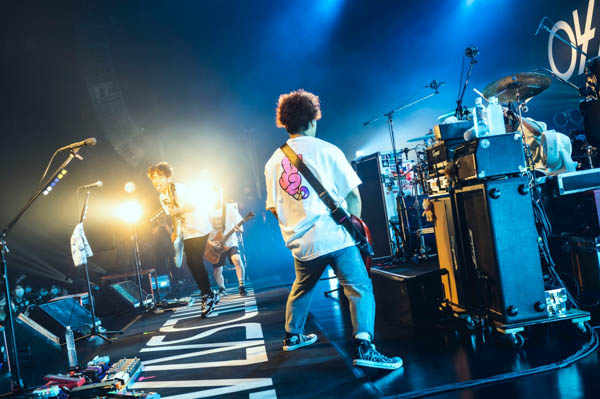 04 Limited Sazabys、FC「YON TOWN」発足4周年を祝う町民大感謝祭を開催