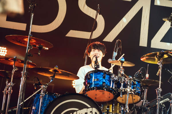 04 Limited Sazabys、FC「YON TOWN」発足4周年を祝う町民大感謝祭を開催