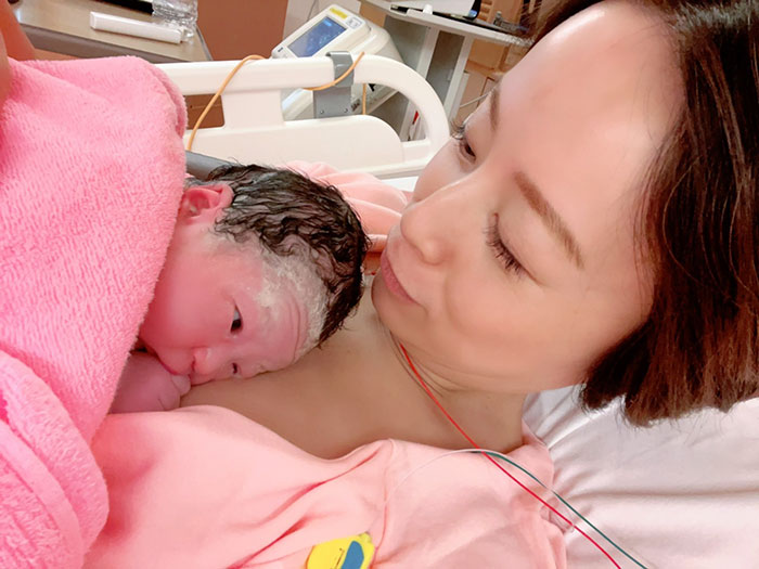 鈴木亜美、第三子女児出産を報告
