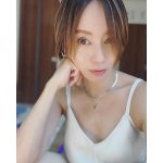 鈴木亜美、デビュー当時を彷彿とさせるようなハンサムショートに 「似合う」「やっぱり亜美さんはショートだね」の声続出