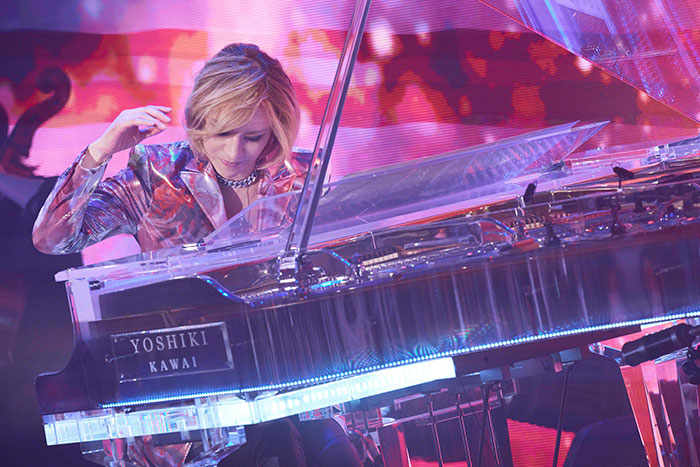 YOSHIKI、3年ぶりのプレミアムディナーショー感動のフィナーレ