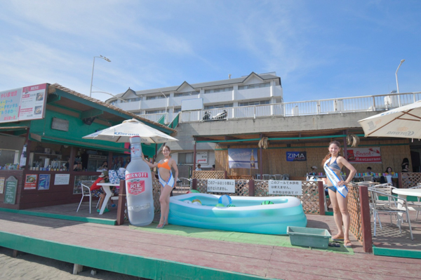 【ミス江ノ島 海の家レポート】現役看護師＆ダンス講師、MISS ENOSHIMA 初代・東浜海岸アンバサダーガールがOLIVE、うみとも、ささ舟、ちびっこBEACH SAVERパーク、笹岡亭をレポート！