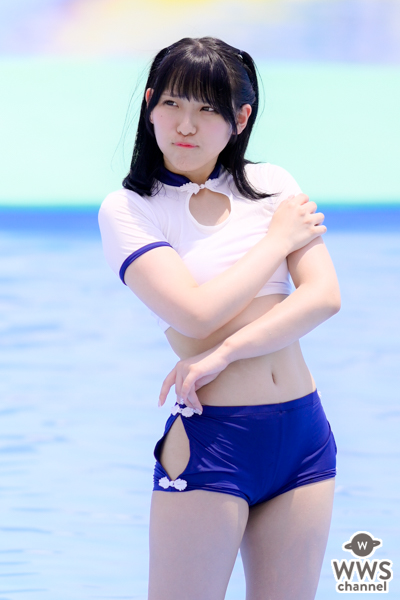 【写真特集】こはる、体操着風コスチュームでくびれボディ披露！＜近代麻雀水着祭2022＞