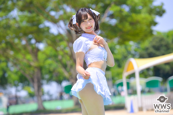 【写真特集 11枚】藤本南（dela）、激甘ガーリーなウェイトレス風衣装にドキドキ！＜近代麻雀水着祭2022＞