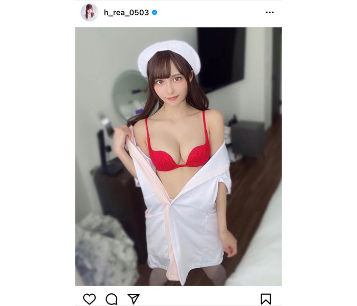 花咲れあ、ナース服から刺激的な赤ランジェリー見せつけ！