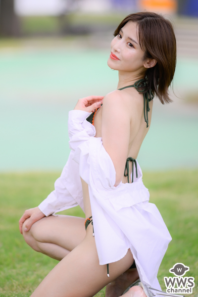 【写真特集】レースクイーン・益田アンナ、彼シャツ脱いで美麗スタイルあらわに！＜近代麻雀水着祭2022＞