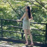 小山璃奈、古民家で魅せる圧倒的な脚線美に釘付け！