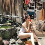 小山璃奈、古民家で魅せる圧倒的な脚線美に釘付け！