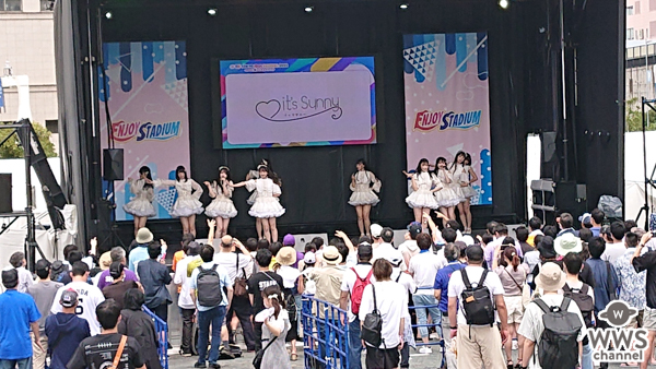 it's sunny（イッツサニー）が「TIF2022」初パフォーマンス！屋外ステージで会場を盛り上げる＜TOKYO IDOL FESTIVAL 2022 supported by にしたんクリニック＞