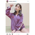 上坂すみれ、楽屋で愛用の芋ジャージから生脚披露！