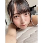 #よーよーよー・由良ゆら、超至近距離のどアップ自撮りで癒しをお届け